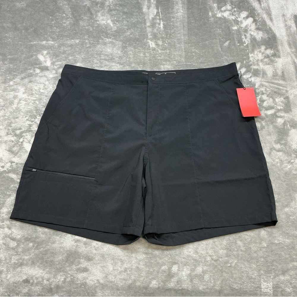 Mountain Hardwear Trail Sender Shorts Mens 42 Regular Black outdoor UPF 50